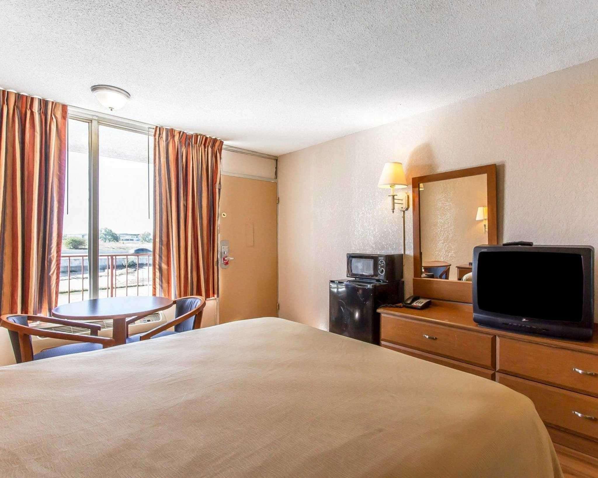 Econo Lodge Inn & Suites Near Bricktown Oklahoma City Eksteriør bilde