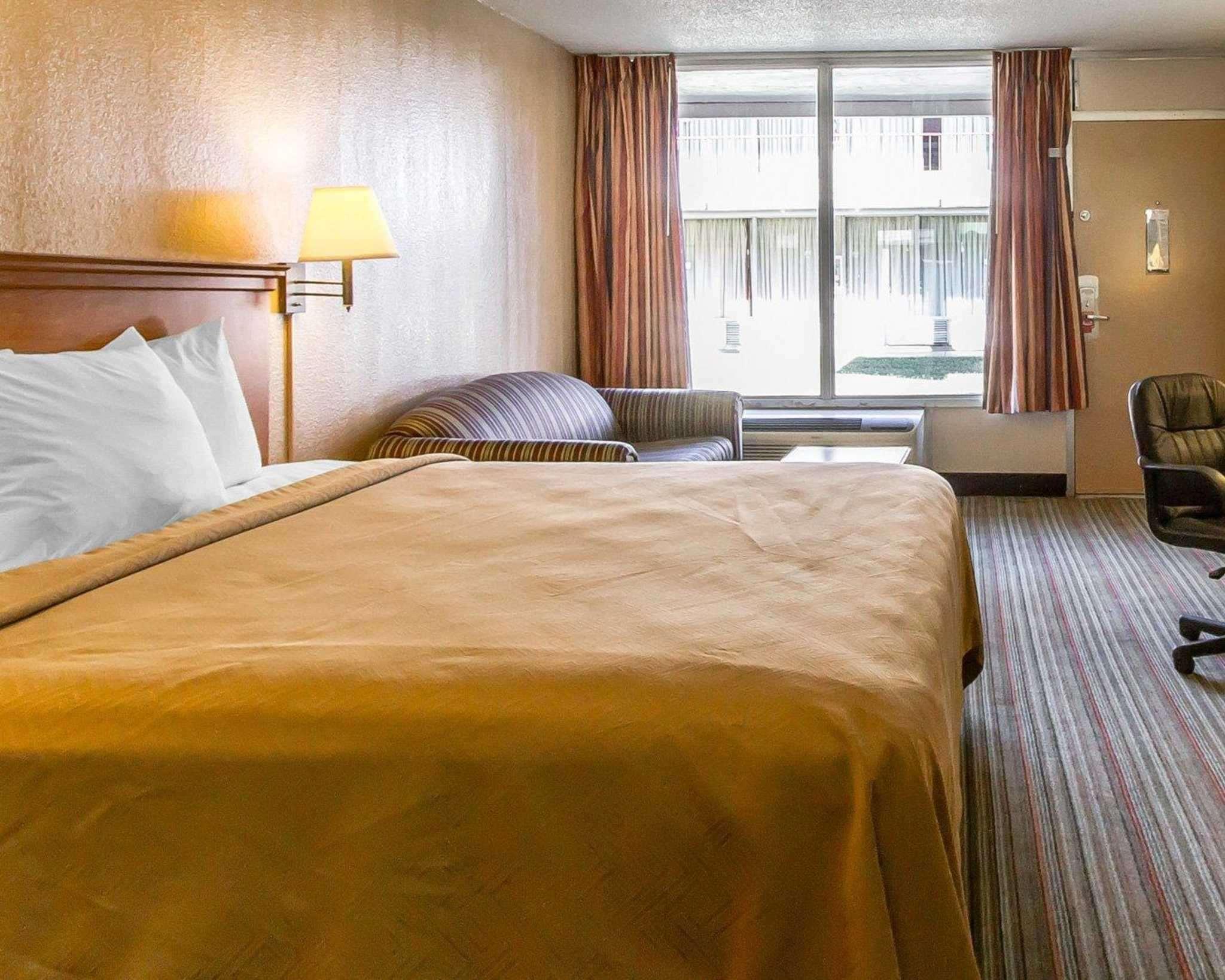 Econo Lodge Inn & Suites Near Bricktown Oklahoma City Eksteriør bilde