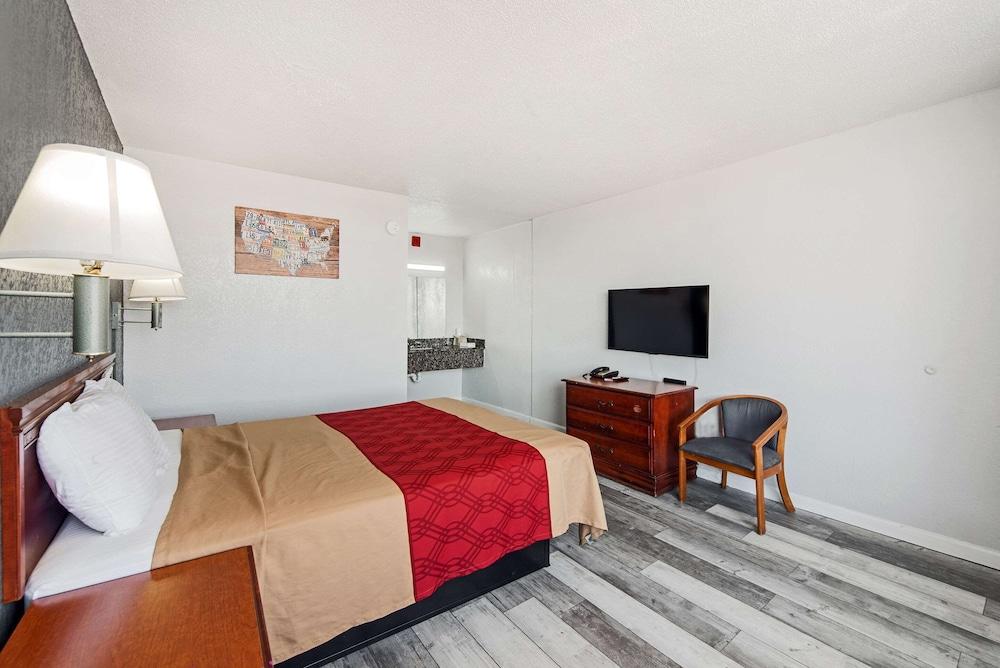 Econo Lodge Inn & Suites Near Bricktown Oklahoma City Eksteriør bilde